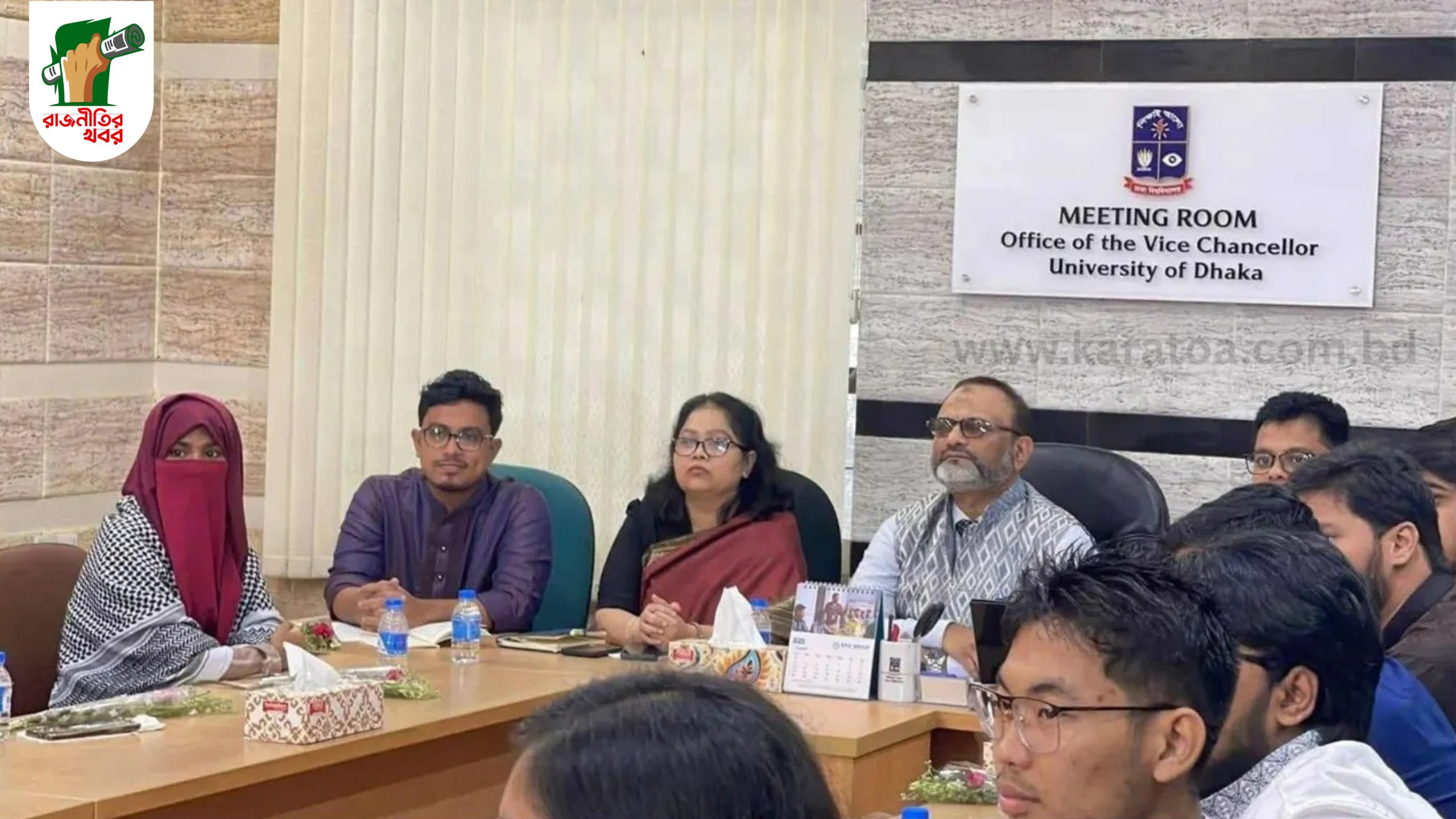 প্রথম কার্যনির্বাহী সভায় সিনেটে ৫ ছাত্র প্রতিনিধি মনোনীত করল ডাকসু 