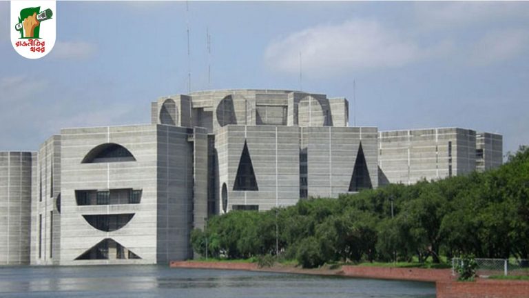 ছোট পরিসরের মন্ত্রিসভা, গুরুত্ব পাবেন প্রবীণ-নবীন সমন্বয় 