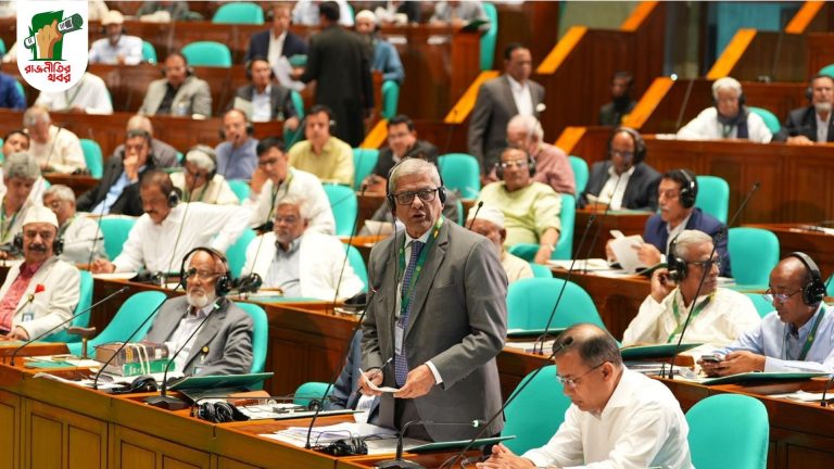 “দুর্নীতির জালে বন্দী গ্রামীণ সড়ক” সংসদে ফখরুলের তোপ  